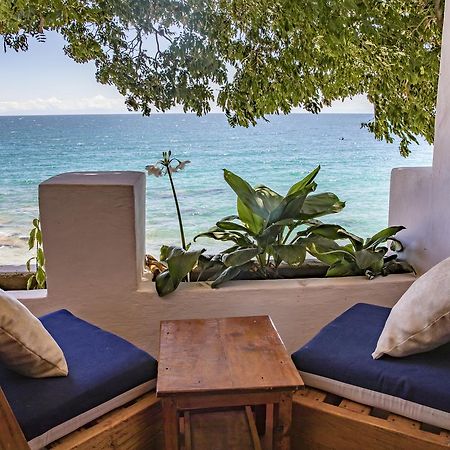 Njaya Lodge Nkhata Bay 외부 사진